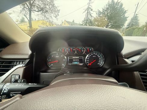 Used 2015 Chevrolet Tahoe LT image 21