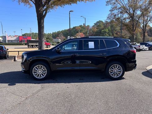 Used 2024 GMC Acadia Denali image 7