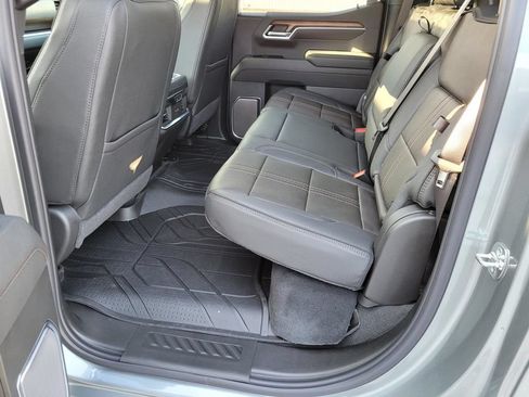 New 2026 Chevrolet Silverado 1500 High Country AWD/4WD image 7