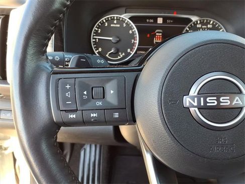 Certified 2024 Nissan Pathfinder SL image 10