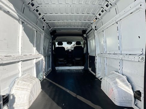 Used 2023 RAM ProMaster 2500 image 32