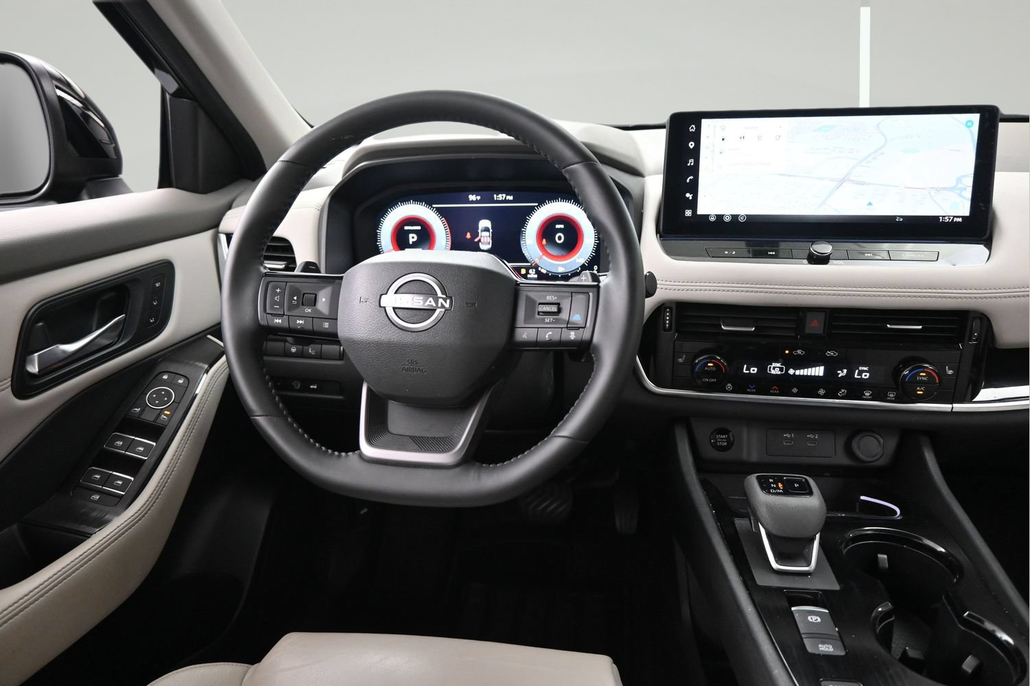 Certified 2025 Nissan Rogue SL w/ SL Premium Package FWD image 12