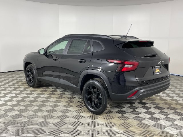Certified 2026 Chevrolet Trax LT w/ Driver Confidence Package FWD image 22