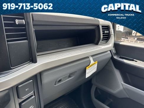 New 2025 Ford F550 4x4 Crew Cab Super Duty image 28