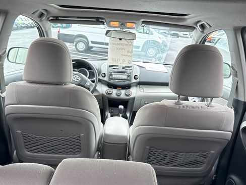 Used 2012 Toyota RAV4 4WD w/ Upgrade Value Pkg image 11