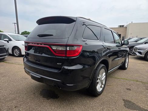 Used 2024 Dodge Durango GT image 3