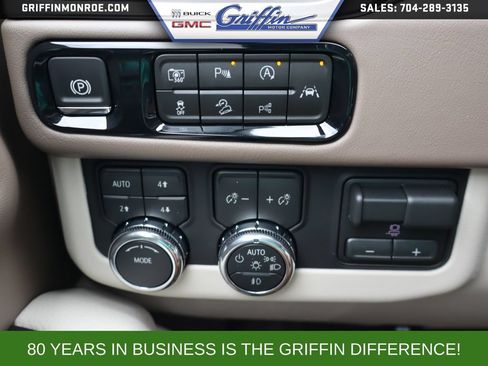 New 2026 GMC Yukon XL Denali w/ Denali Reserve Package AWD/4WD image 15
