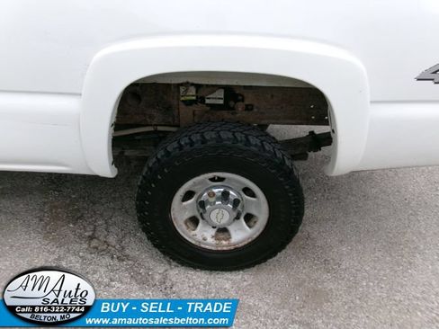 Used 2006 Chevrolet Silverado 3500 LT w/ Skid Plate Package AWD/4WD image 21