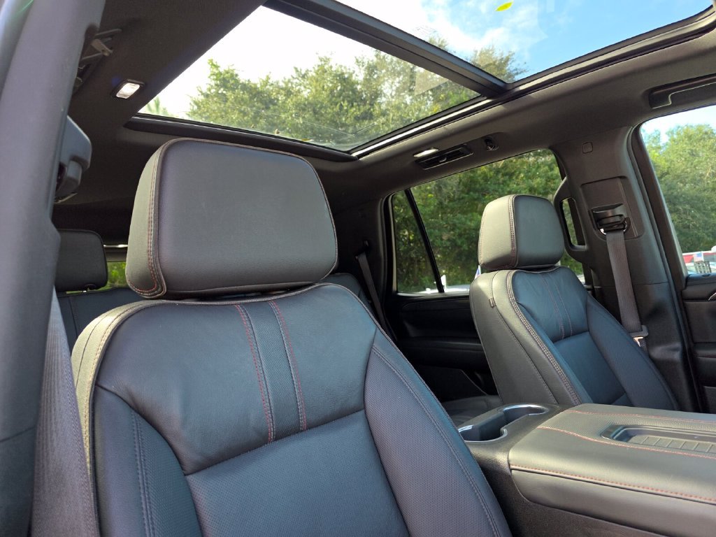 Used 2024 Chevrolet Tahoe RST w/ Luxury Package RWD image 15