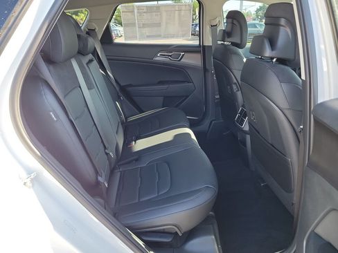 New 2026 Kia Sportage SX AWD/4WD image 12