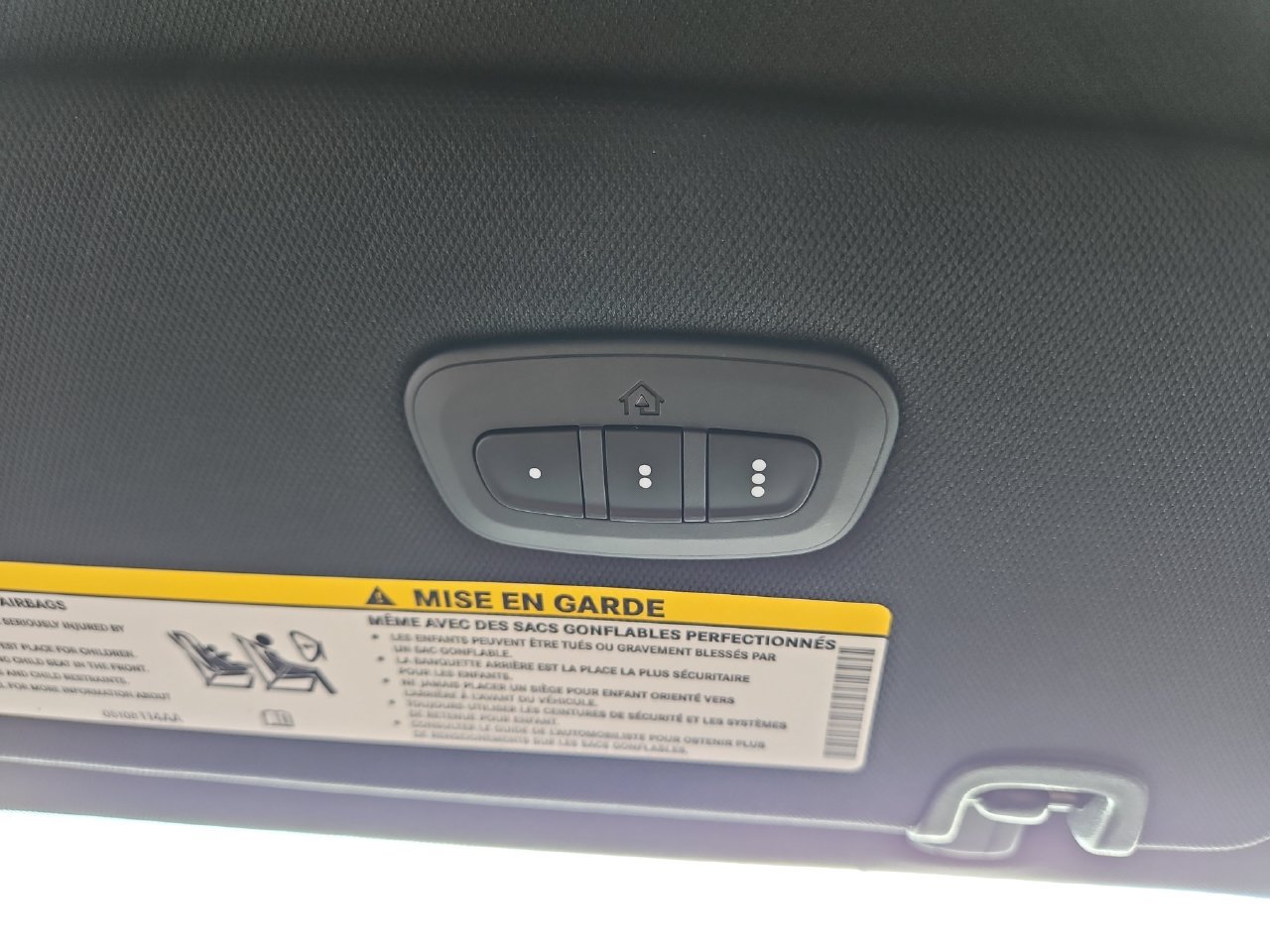 New 2026 Chrysler Pacifica Select w/ S Appearance Package FWD image 25
