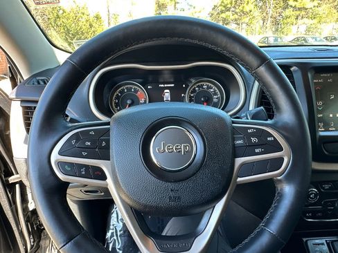 Used 2017 Jeep Cherokee High Altitude image 22