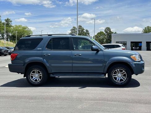 Used 2007 Toyota Sequoia SR5 RWD image 24