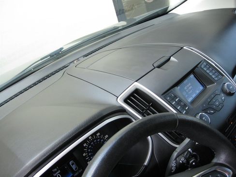 Used 2016 Ford Edge SEL AWD/4WD image 21