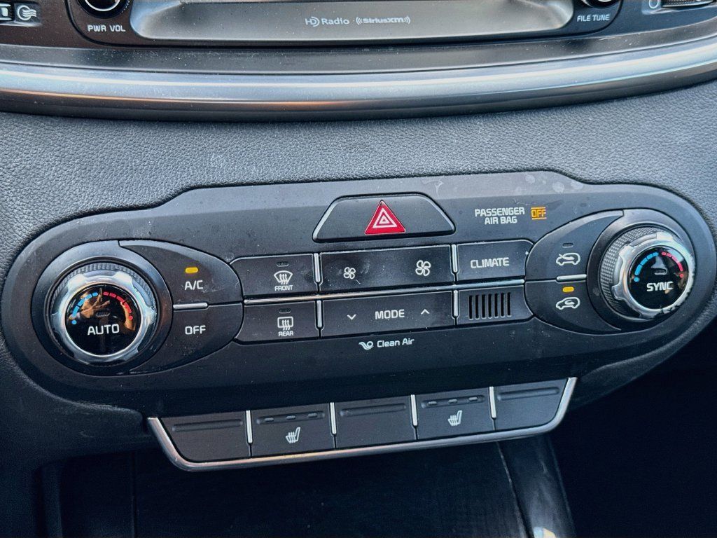 Used 2017 Kia Sorento EX w/ EX Advanced Touring Package FWD image 17