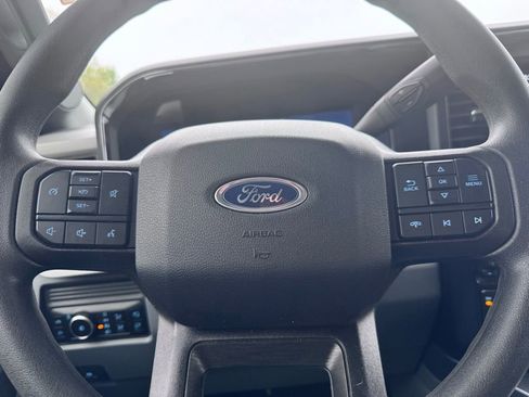 Used 2025 Ford F350 XLT w/ Black Appearance Package AWD/4WD image 18