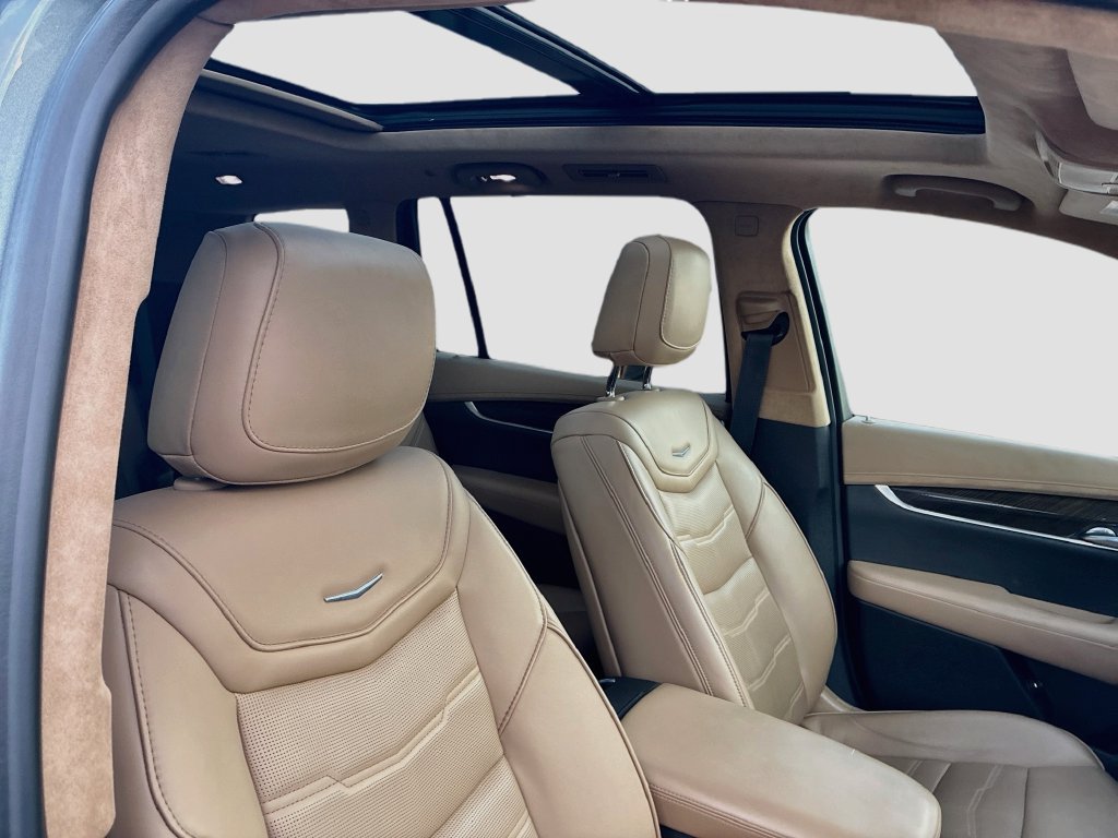 Used 2024 Cadillac XT6 Sport w/ Platinum Package AWD/4WD image 31