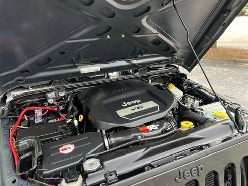 Used 2016 Jeep Wrangler Sport AWD/4WD image 31