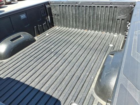 Used 2023 Toyota Tundra Limited AWD/4WD image 12