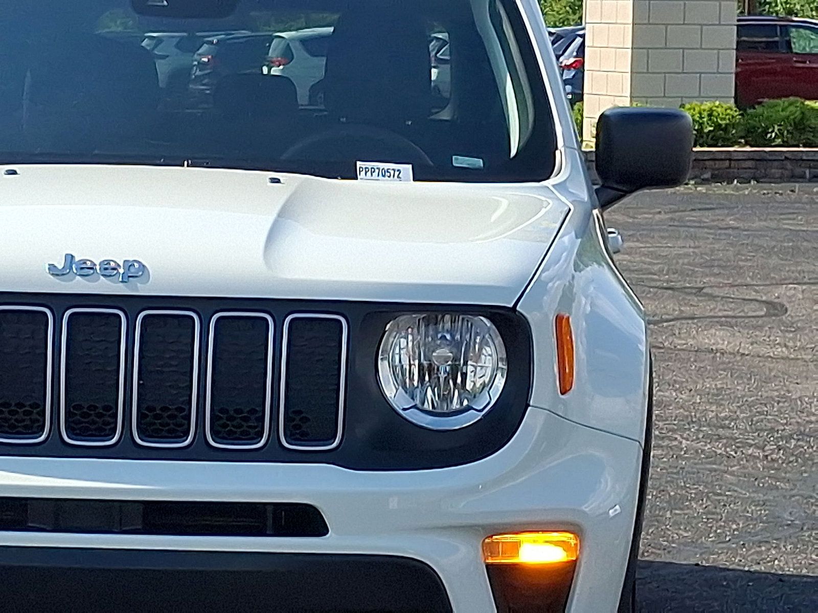 Used 2023 Jeep Renegade Latitude AWD/4WD image 27