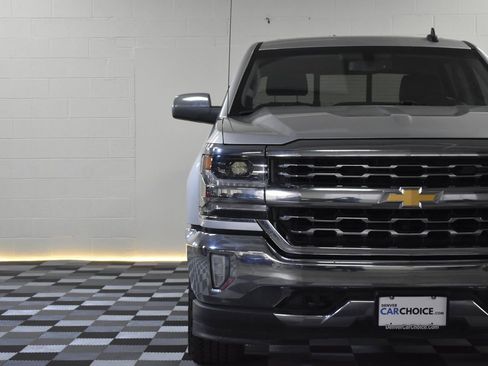 Used 2018 Chevrolet Silverado 1500 LTZ image 24