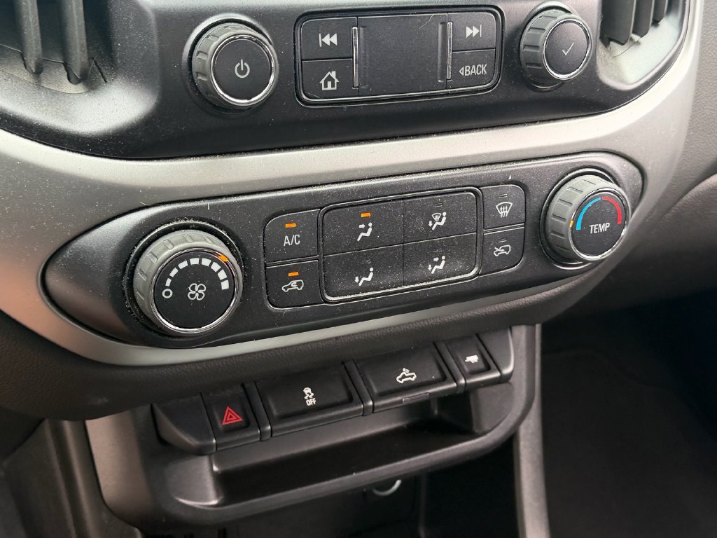 Used 2022 Chevrolet Colorado LT RWD image 21