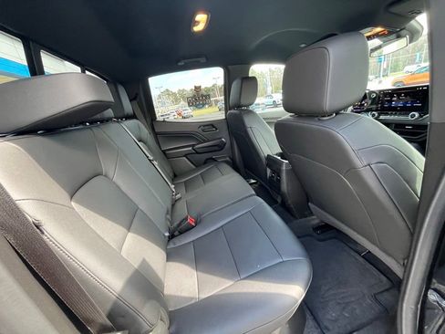 Used 2024 Chevrolet Colorado Trail Boss w/ Advanced Trailering Package image 15