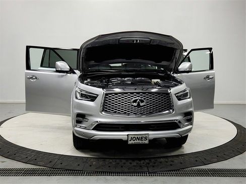 Used 2021 INFINITI QX80 Luxe image 10
