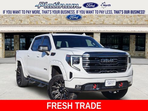 Used 2022 GMC Sierra 1500 AT4 w/ AT4 Premium Package image 1