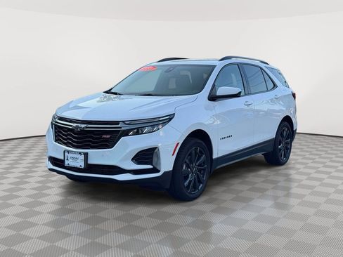 Used 2023 Chevrolet Equinox RS AWD/4WD image 3