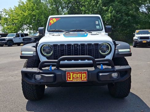 Certified 2023 Jeep Wrangler Unlimited Rubicon 4xe AWD/4WD image 2