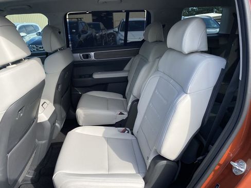 New 2025 Hyundai Santa Fe Calligraphy image 13