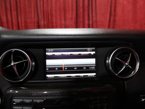 Used 2015 Mercedes-Benz SLK 250 image 19