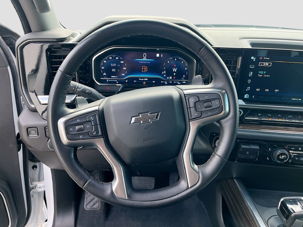 Used 2023 Chevrolet Silverado 1500 RST AWD/4WD image 11