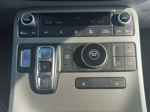 Used 2025 Hyundai Palisade SEL FWD image 26