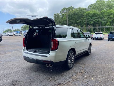 Used 2023 GMC Yukon Denali Ultimate AWD/4WD image 37