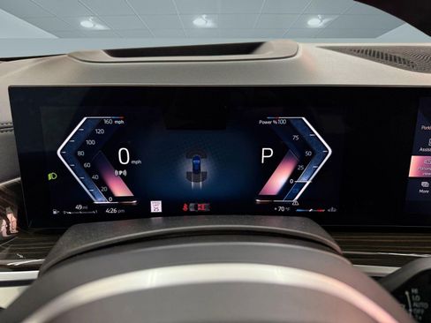 Used 2024 BMW X5 sDrive40i w/ M Sport Package RWD image 18