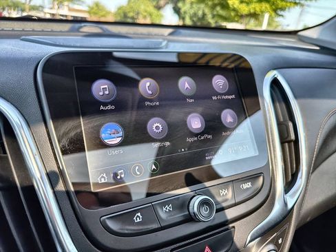Used 2021 Chevrolet Equinox Premier AWD/4WD image 23