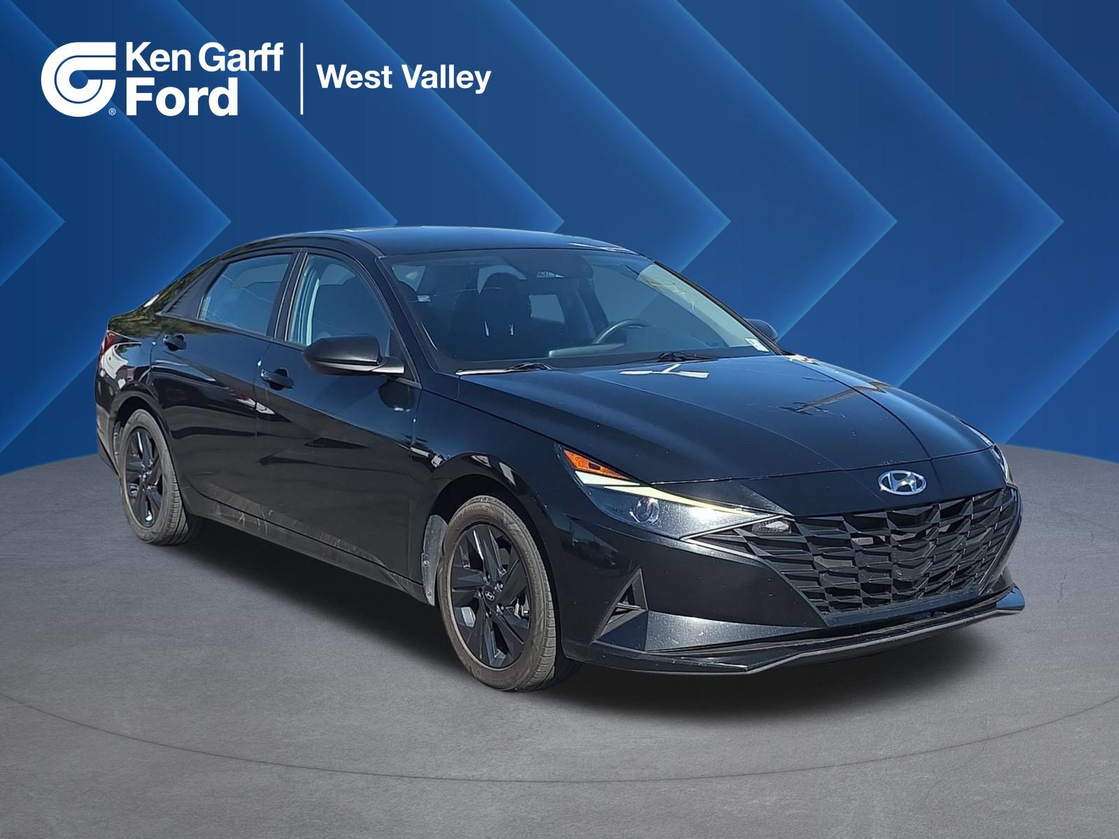 Used 2023 Hyundai Elantra Blue w/ Cargo Package FWD image 1