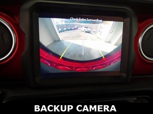 Used 2020 Jeep Wrangler Rubicon w/ Steel Bumper Group image 15