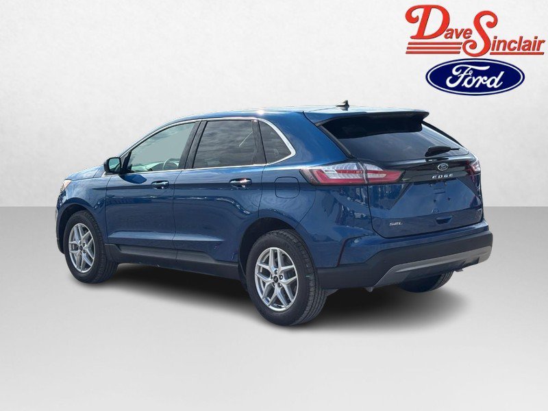 Used 2024 Ford Edge SEL w/ Convenience Package AWD/4WD image 9
