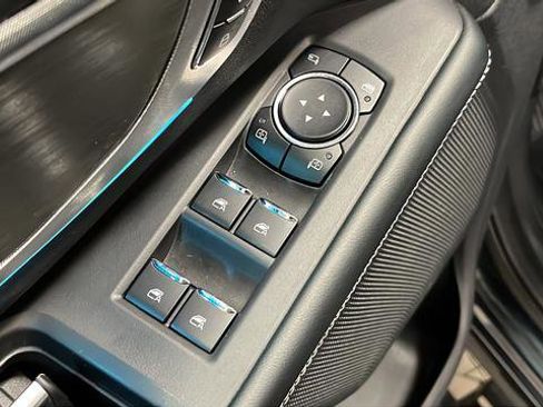 Used 2025 Ford Expedition Platinum image 22