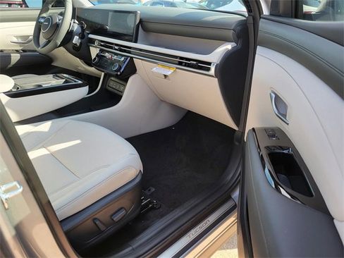 New 2026 Hyundai Tucson Limited image 6