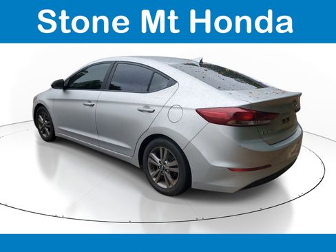 Used 2018 Hyundai Elantra SEL FWD image 8