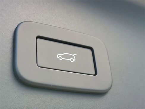 New 2026 Land Rover Range Rover Evoque S image 12