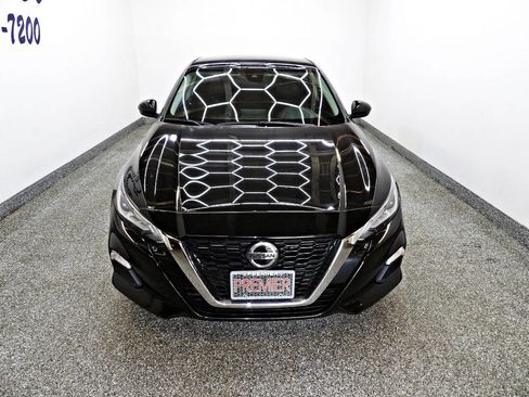 Used 2022 Nissan Altima 2.5 SV image 2