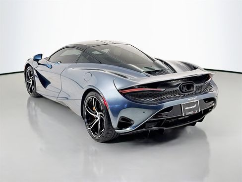 Used 2024 McLaren 750S coupe image 5