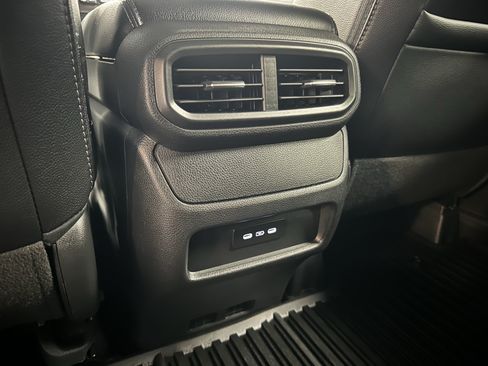 Used 2024 Honda Passport EX-L image 27