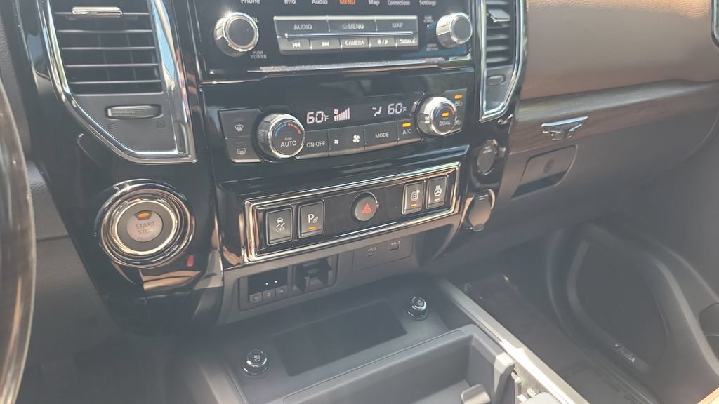 Used 2021 Nissan Titan Platinum Reserve RWD image 23