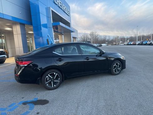 Used 2024 Nissan Sentra SV image 13